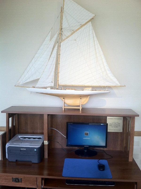 Jolly Roger Hotel image 6