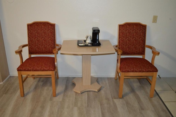 Jolly Roger Hotel image 8